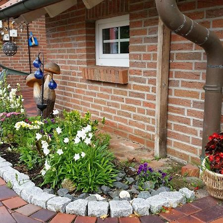 Haus-Schiffer-Ferienwohnung-Lilli Rhauderfehn Luaran gambar
